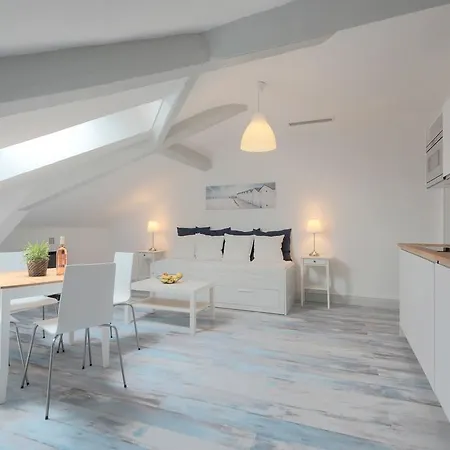 Apartment Michel Ange *